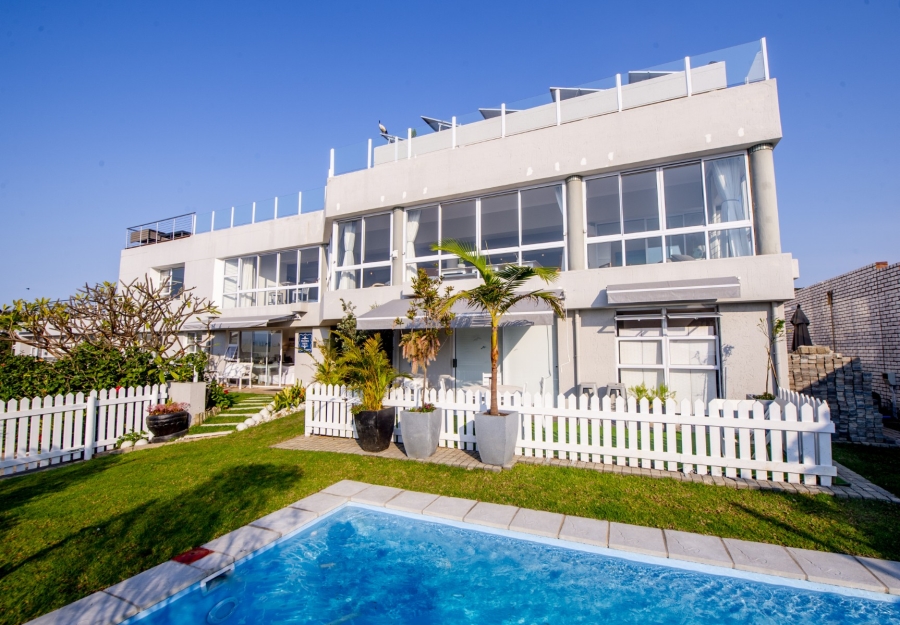 9 Bedroom Property for Sale in Poortjies Western Cape